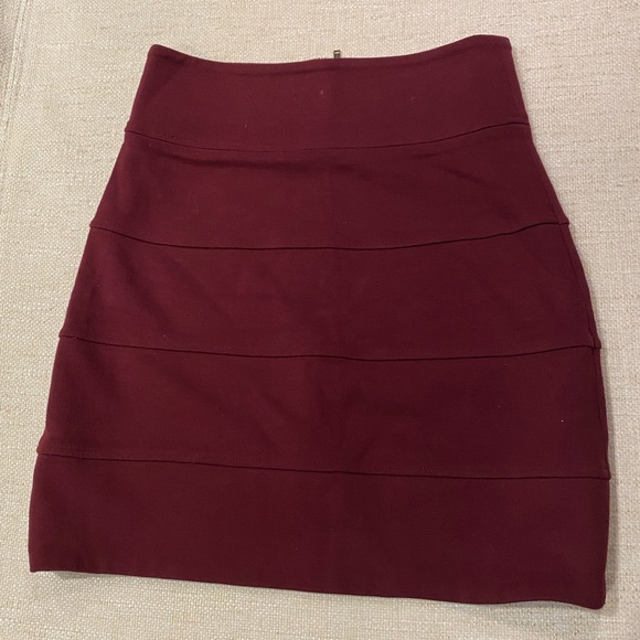 Aritzia bandage black skirt (2 for 1) - Picture 4 of 5